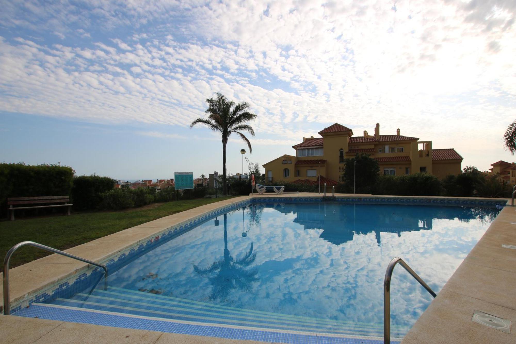Luxe Appartement In Mijas Met Zeezicht & Zwembad Sitio de Calahonda Exterior photo